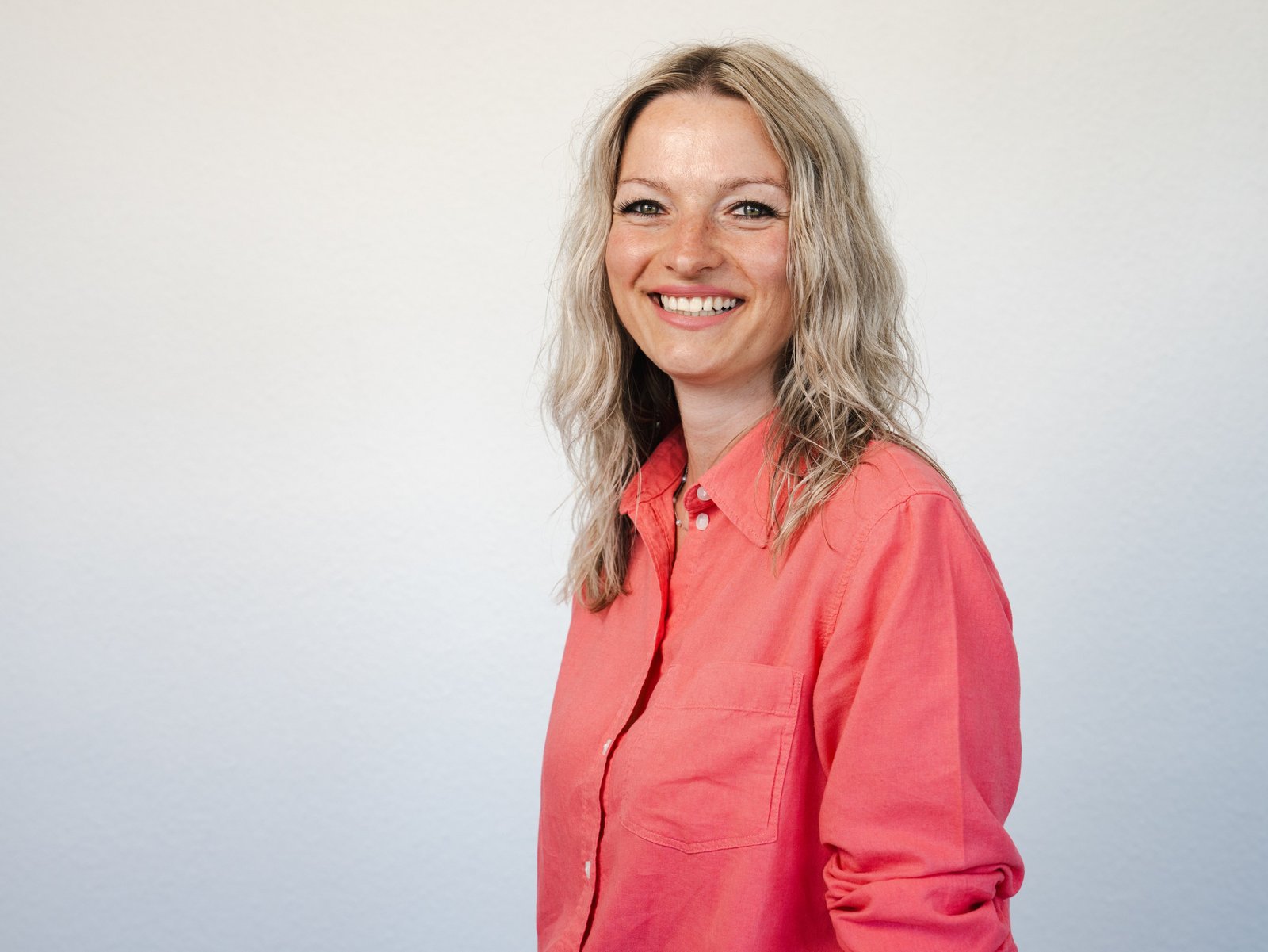 Monika, Assistenz Mir gefällt die Hilfsbereitschaft im Team – jeder ist für den anderen da.